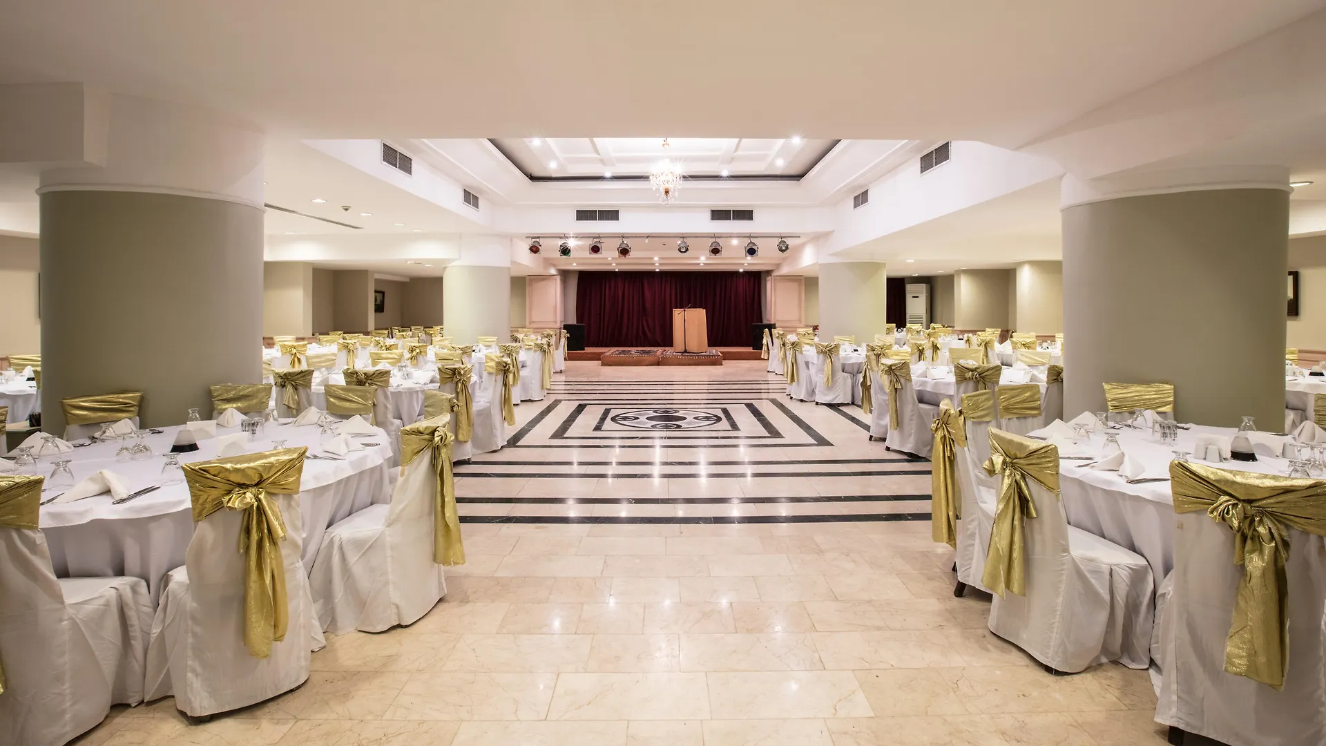 Palmin Hotel Kuşadası 4*,